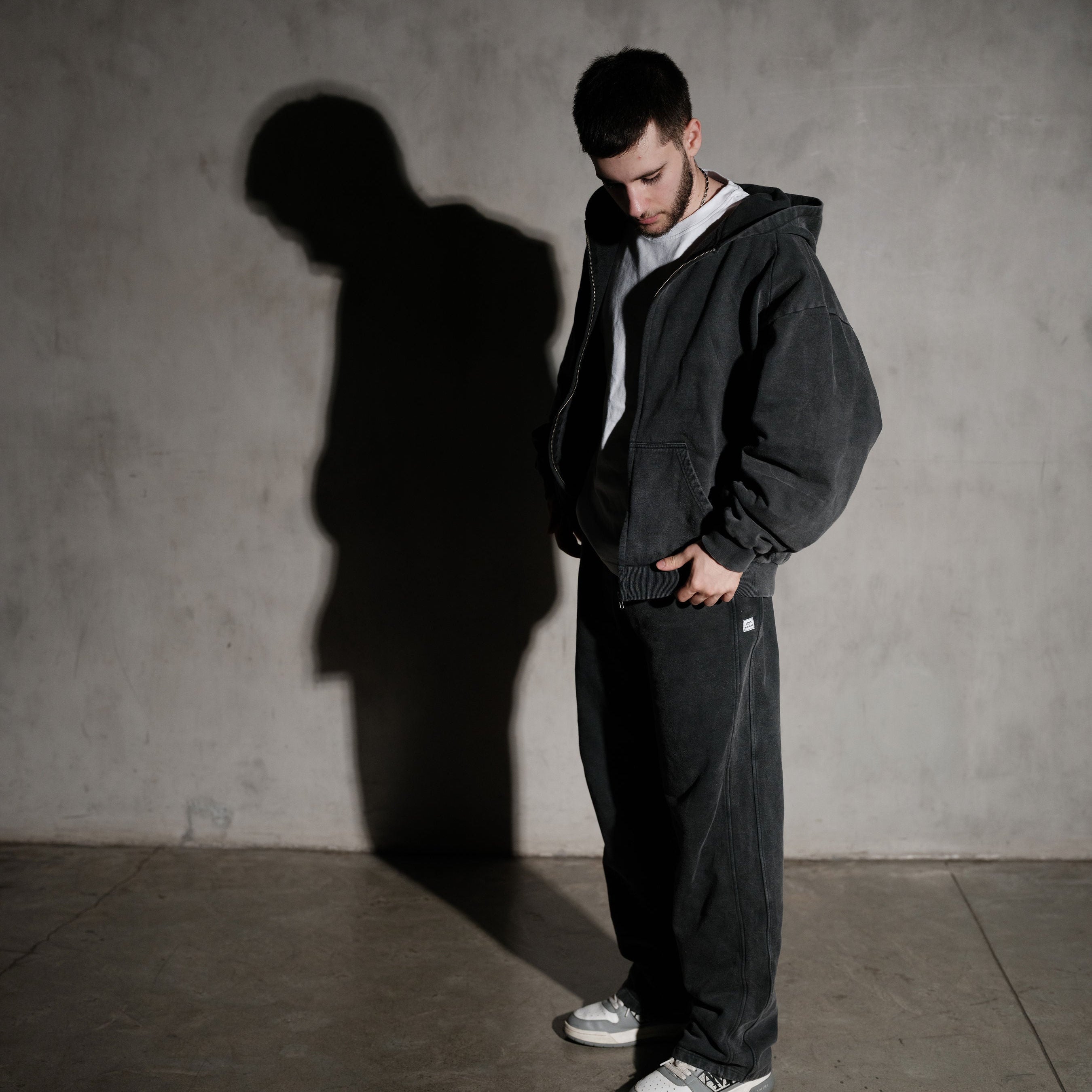 BLANQO ZIP-UP CHARCOAL