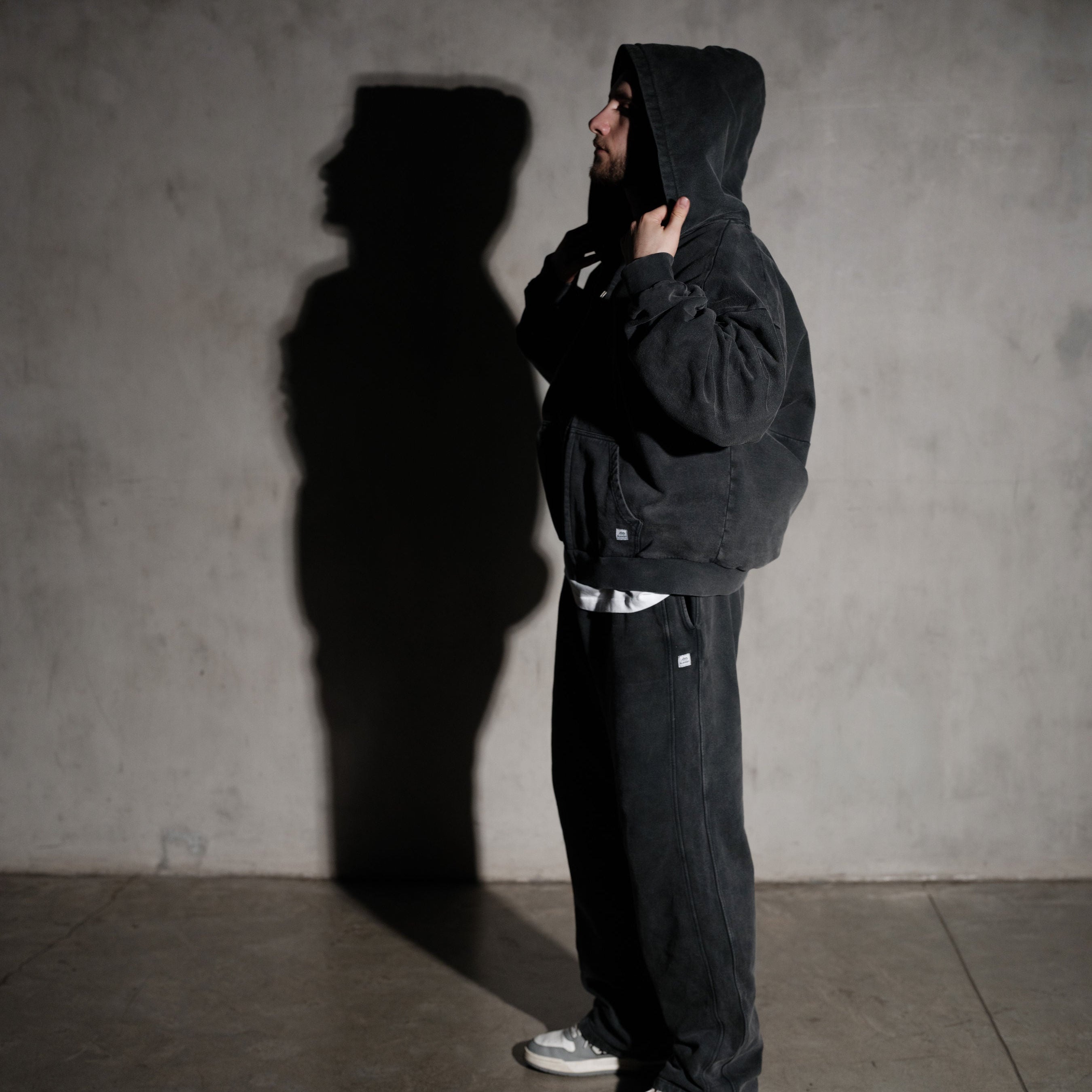 BLANQO ZIP-UP CHARCOAL